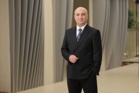 d6e865f1-01b8-40bd-8ee8-9a9a1a4e3582